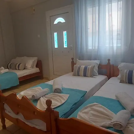 Anna's By The Sea Apartmanhotel *
